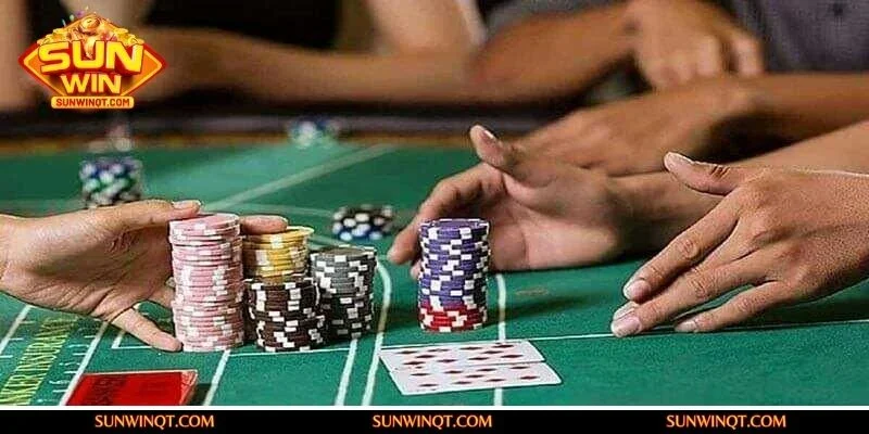 Kinh nghiệm chơi xì tố bắt đầu từ việc hiểu rõ luật chơi